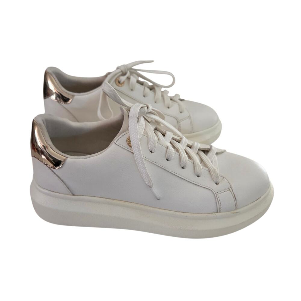 Aldo Padmaa Platform Sneaker White and Gold Lace Up Preppy Casual Sz 7.5